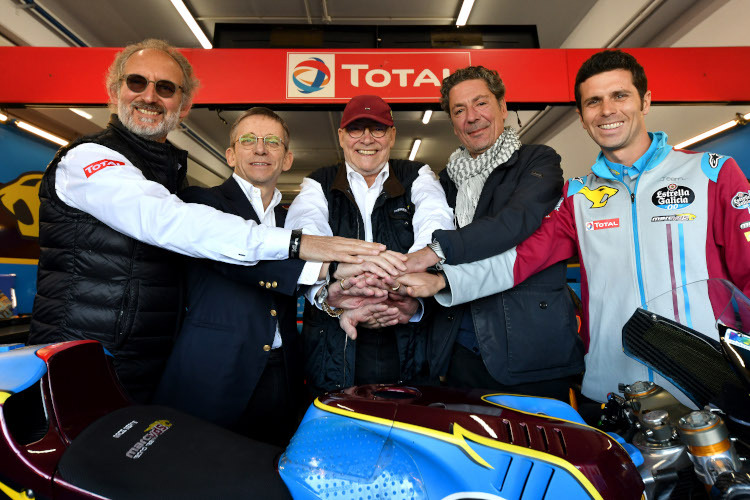 Total und Marc VDS (van der Straten in der Mitte, Olivé rechts) sind sich einig