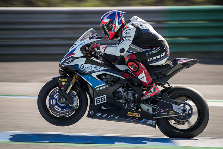 BMW-Werksfahrer Tom Sykes