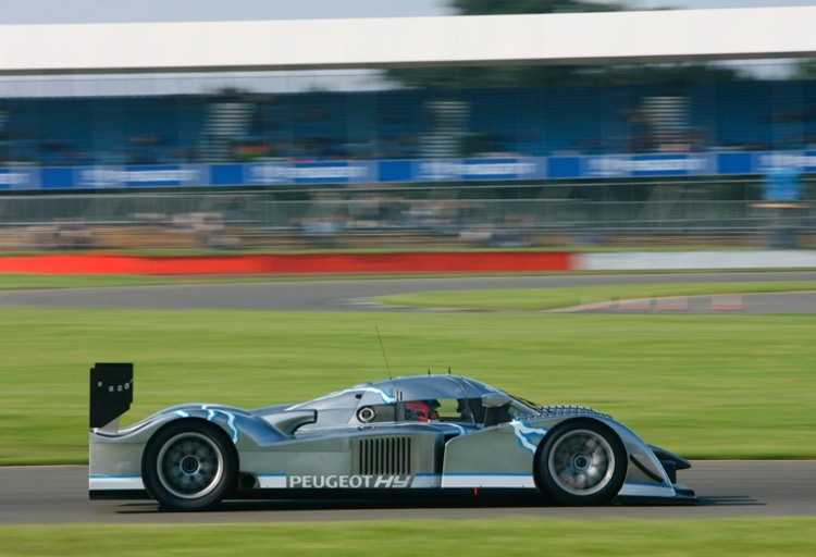 Den 908 Hybrid sieht man, wenn überhaupt, erst nach Le Mans. 