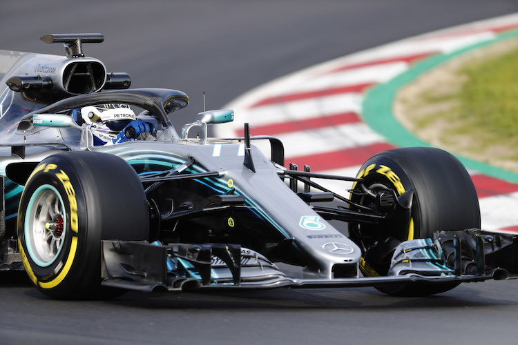 Valtteri Bottas war am Vormittag des zweiten Barcelona-Testtags einer von zwei Piloten, die eine gezeitete Runde drehten