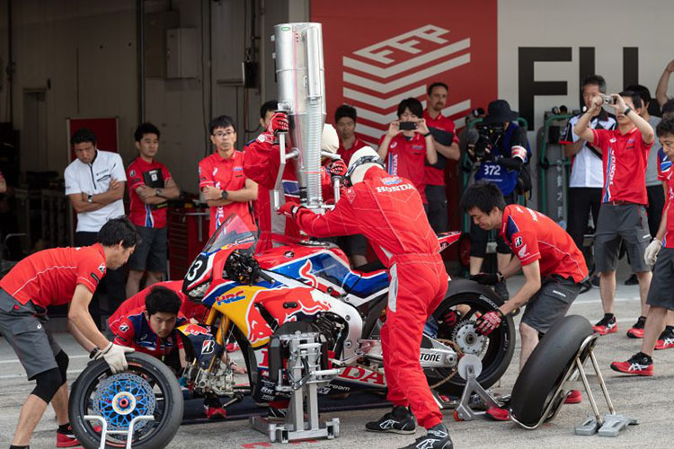 Stefan Bradl beim Training in Suzuka