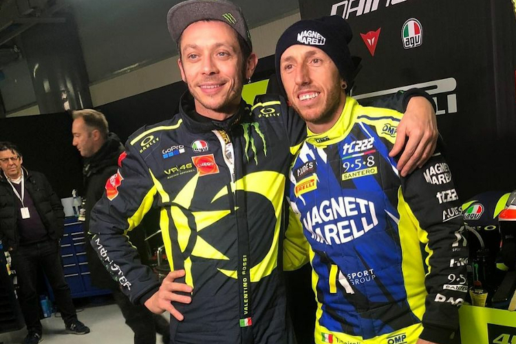Valentino Rossi und Tony Cairoli teilen auch die Leidenschaft für Autos