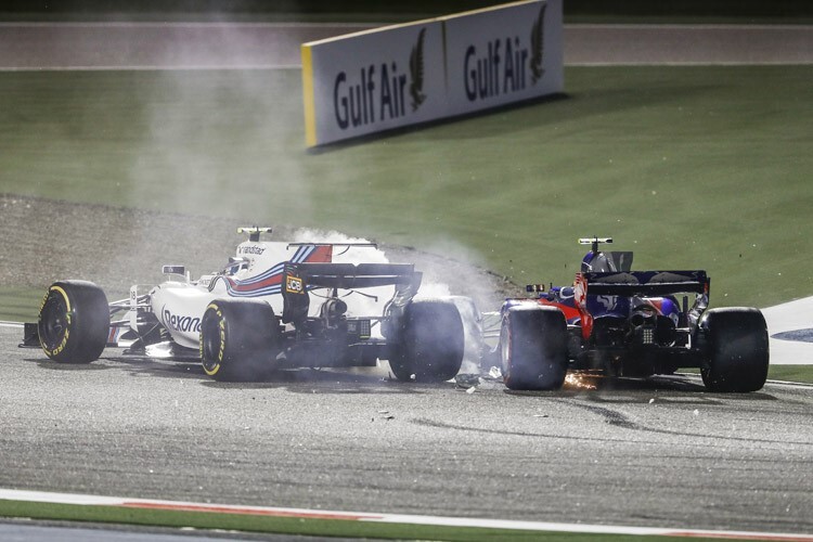 Das gab ein Knöllchen: Carlos Sainz (rechts) traf Lance Stroll