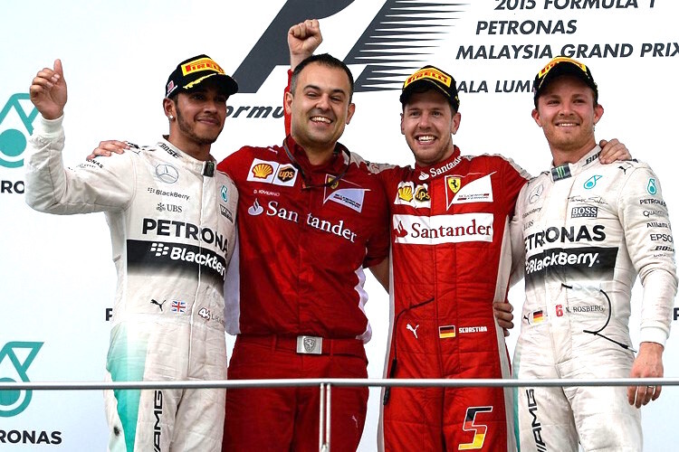 Diego Ioverno (Zweiter von links) 2016 mit Lewis Hamilton, Sebastian Vettel und Nico Rosberg