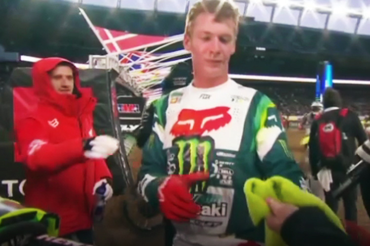 Adam Cianciarulo gewinnt in Denver, Ken Roczen gratuliert seinem Freund