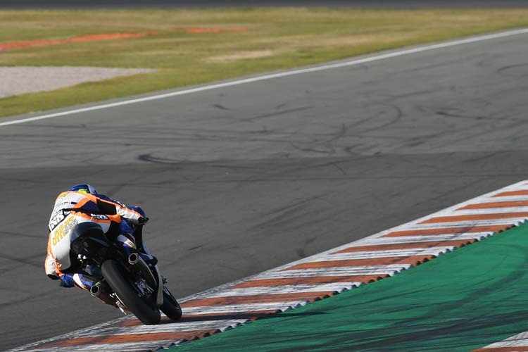 Philipp Öttl auf seiner KTM in Valencia