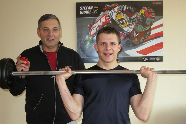 Bradl und Gulich beim Krafttraining