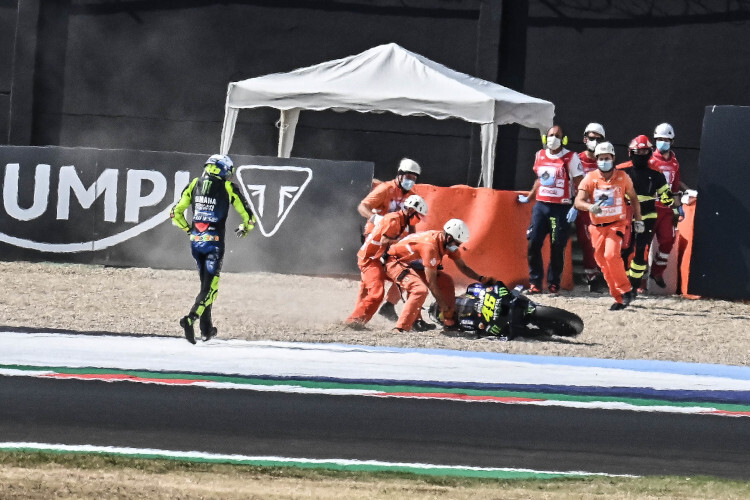 Drama in Misano: Valentino Rossi im Kiesbett