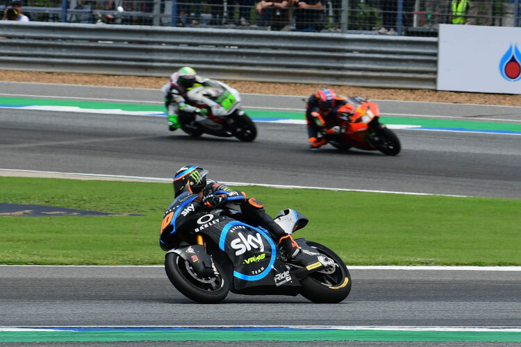 Luca Marini feiert einen souveränen Sieg, dahinter kämpfen Binder und Lecuna bis auf die letzten Meter um Platz 2