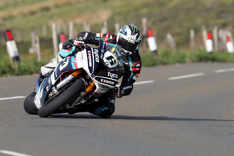 Michael Dunlop auf seiner Tyco BMW