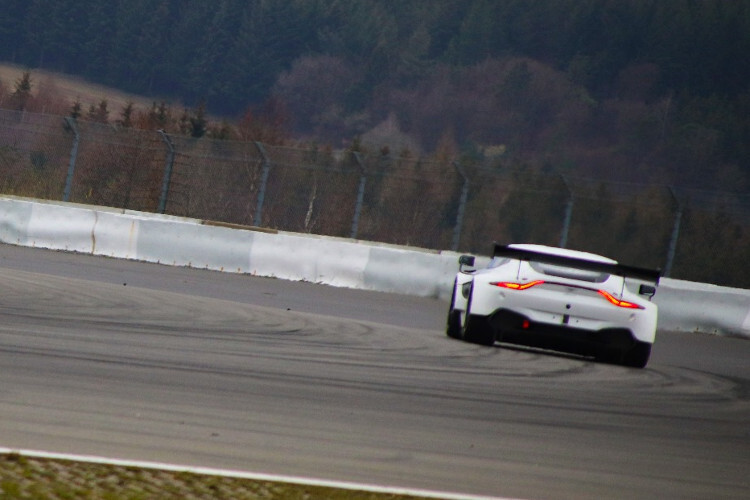 Das Heck des neuen Aston Martin Vantage GT3
