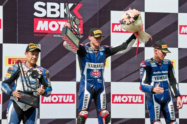 Das komplette Podium in Thailand wurde von Yamaha in Beschlag genommen