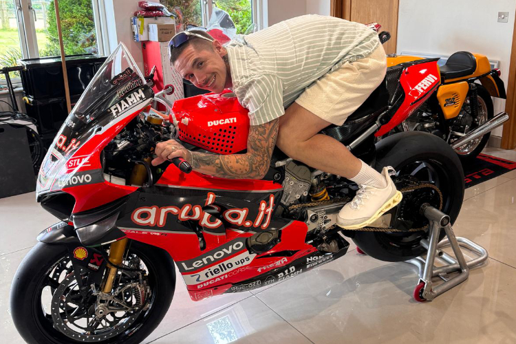 Die Sitzprobe auf der Aruba-Ducati von 2021 hatte Scott Redding bereits absolviert