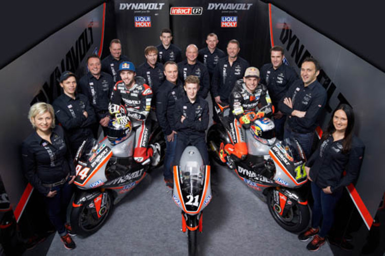 Das Dynavolt-Intact-Team ist angewachsen: Jonas Folger ist neu, Matthias Meggle fährt in der Moto3, Cortese bestreitet die vierte Moto2-Saison