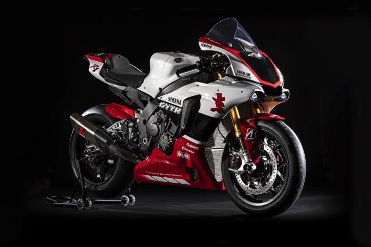 Die Suzuka Replica der R1 wird von YART aufgebaut