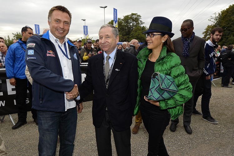 Jost Capito (li.), Jean Todt und Michelle Yeoh