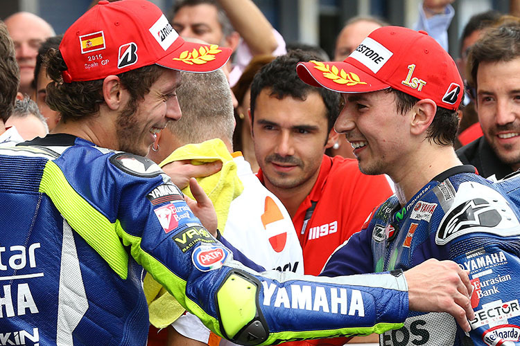 Es bleibt spannend: Valentino Rossi gegen Jorge Lorenzo