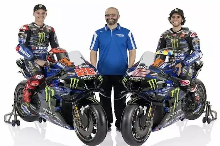 Massimo Bartolini mit den beiden Yamaha-Werksfahrern Alex Rins und Fabio Quartararo auf der schwächelnden M1