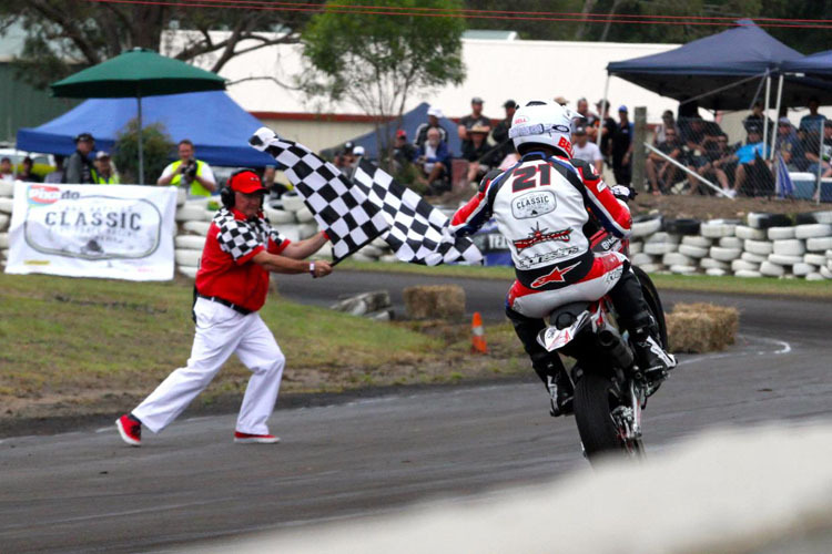 Troy Bayliss in Action