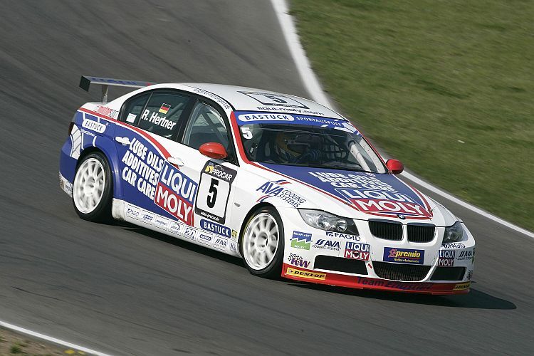 Roland Hertner: Pole in der Division 1.