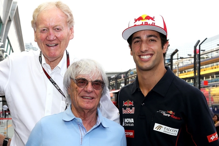 Ron Walker, Bernie Eccletone und Daniel Ricciardo 2013