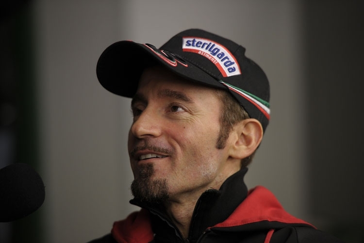 Max Biaggi ist ansonsten sehr entspannt