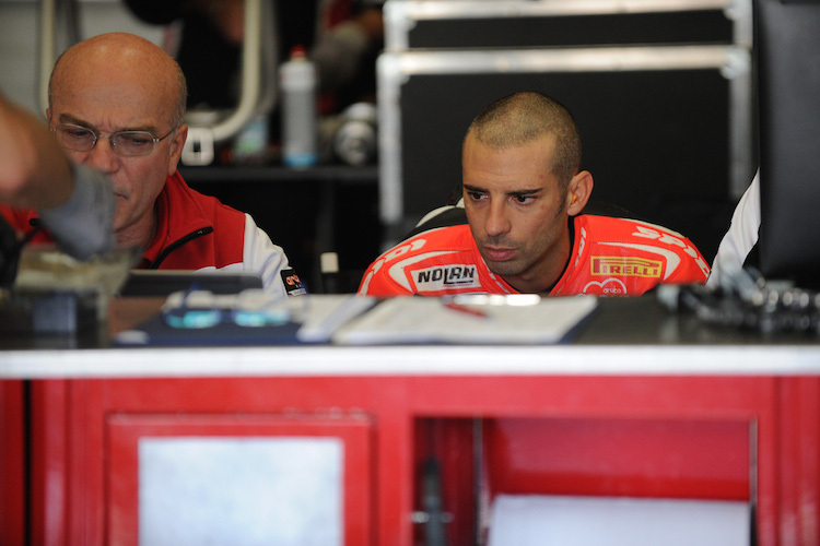 Marco Melandri will die Elektronik der Ducati Panigale R perfekt abstimmen