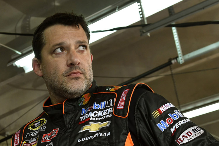 Tony Stewart bestreitet nach dem gestrigen Horror-Unfall den heutigen NASCAR Sprint-Cup-Lauf in Watkins Glen