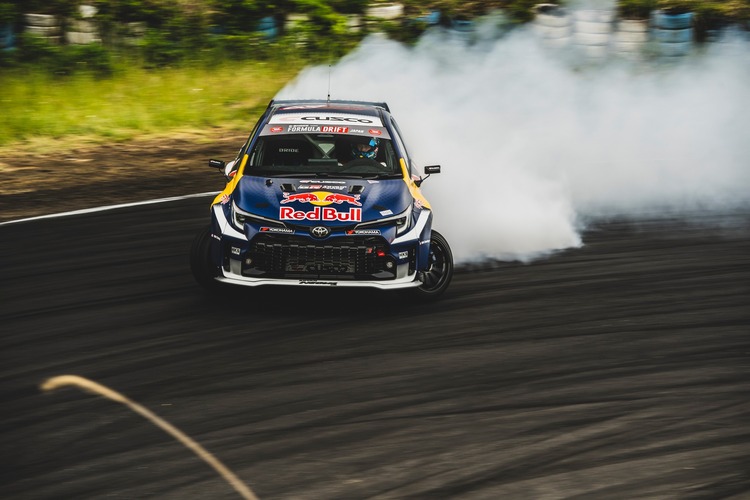 Kalle Rovanperä bei Drift-Debüt in Japan