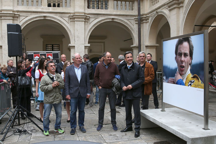 Beim ersten City-Walk dabei: Gerhard Berger, Dr. Helmut Marko und der Künstler Rainer W. Schlegelmilch