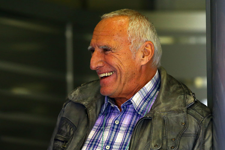 Red Bull-Chef Dietrich Mateschitz: «In der Entwicklung und im Einsatz der neuen Motoren wird insgesamt eine Milliarde verprasst, die nicht in Frage gestellt wird»