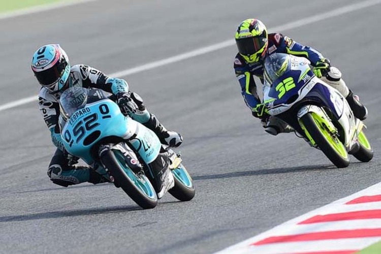 Zweites freies Training in Barcelona: Danny Kent (52) vor Isaac Vinales