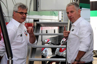 Jochen Kiefer und Tulovic-Manager Peter Bales
