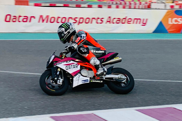 Motorradfahren in der Winterpause ist in Doha kein Problem