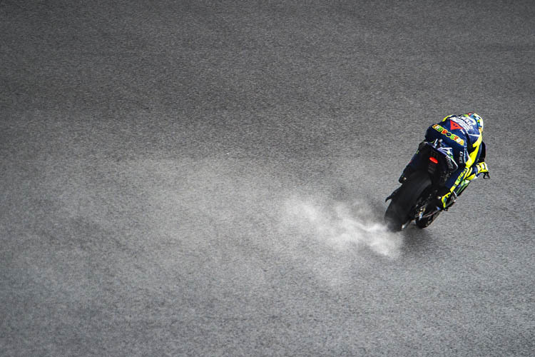 Valentino Rossi im Regen von Sepang