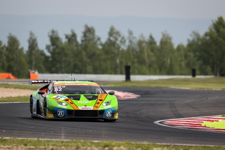 Beginnt am Sonntag beim ADAC GT Masters in Most von ganz vorne: Der Lamborghini Huracán GT3 vom GRT Grasser Racing Team