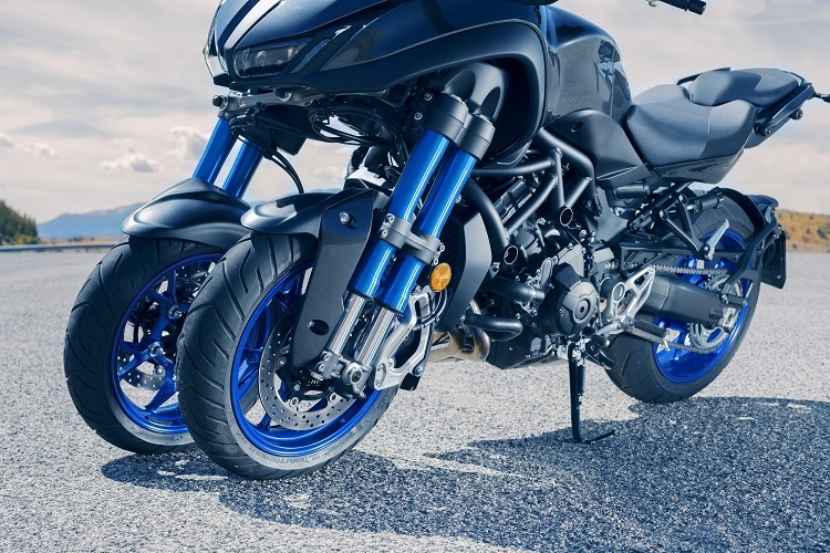Yamaha nennt die Technologie Leaning Multi Wheel und hält sich so die Option für eine Vierrad-Variante offen