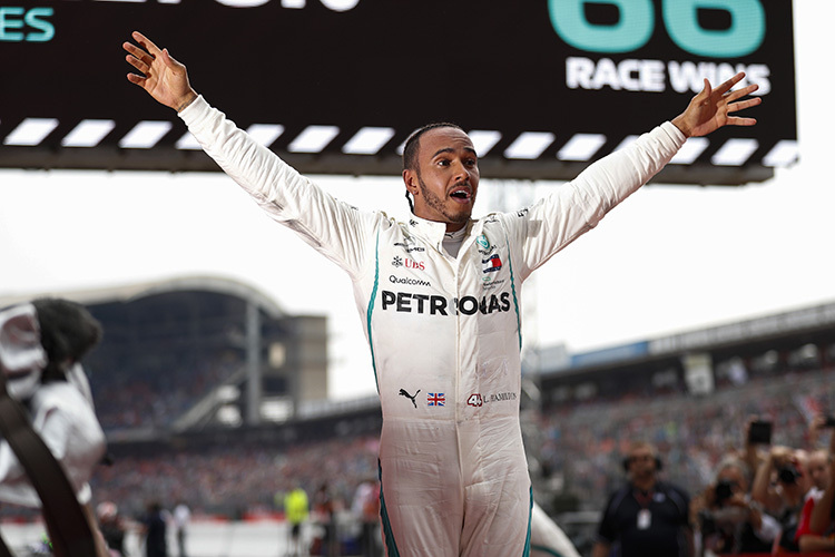 Lewis Hamilton kann seinen Sieg behalten