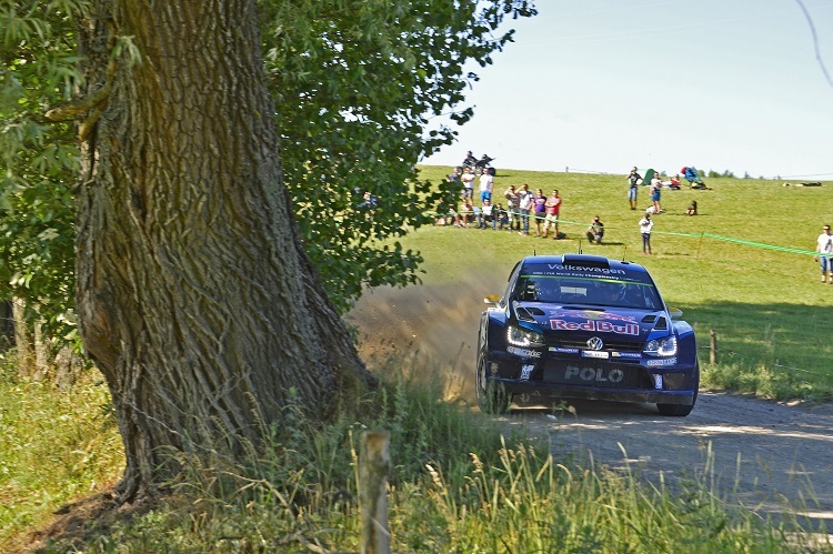 Andreas Mikkelsen übernahm die Führung