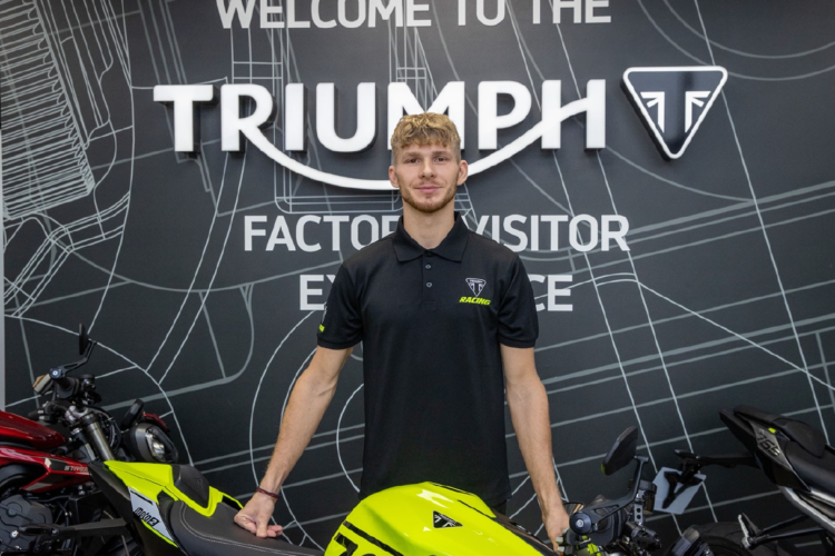 Niki Tuuli ist das neue Gesicht von Triumph in der Supersport-WM