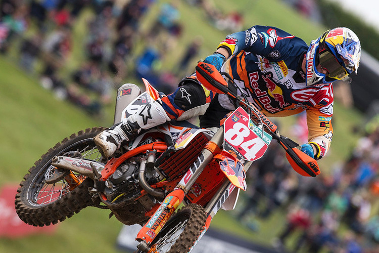 Jeffrey Herlings (KTM) gewinnt den ersten Lauf in Matterley Basin