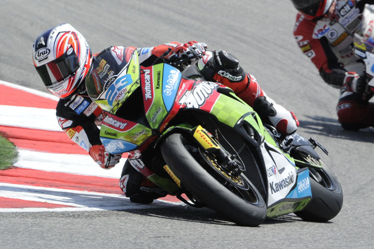 Broc Parkes gibt im Motorland Aragón den Ton an