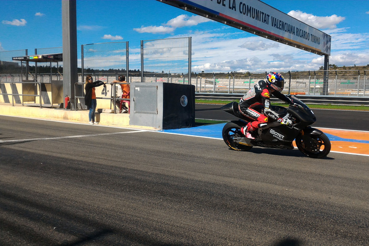 Jonas Folger beim Suter-Test in Valencia