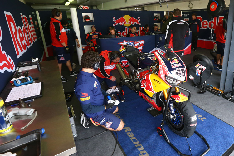 Red Bull Honda tüftelt an Verbesserungen des Motors