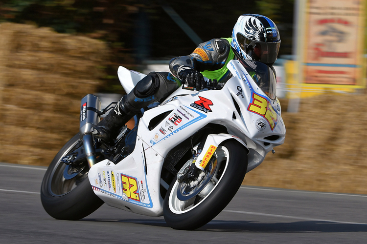 In Frohburg schaffte Jochen Rotter die Ränge 6 und 3 in der IRRC Supersport-Wertung