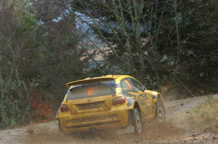 Der Proton Satria Neo S2000 bei der Rallye Schottland