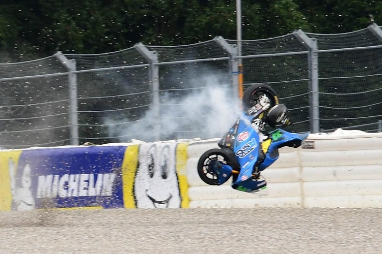 Nicht nur die Kalex von Bastianini flog im Moto2-Rennen ab