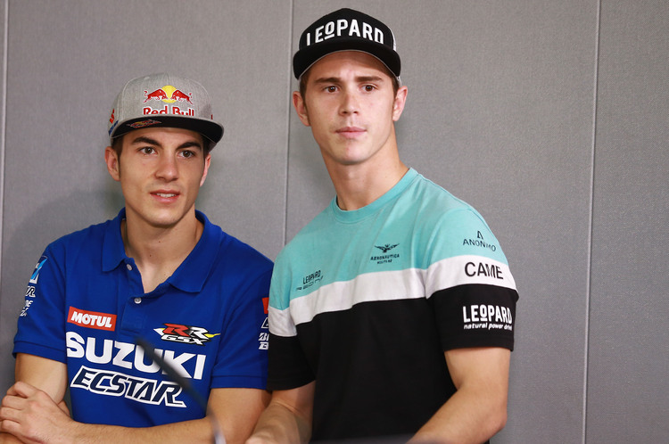 MotoGP-Pilot Maverick Viñales mit Danny Kent