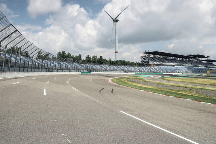 Turn 1 auf dem Lausitzring