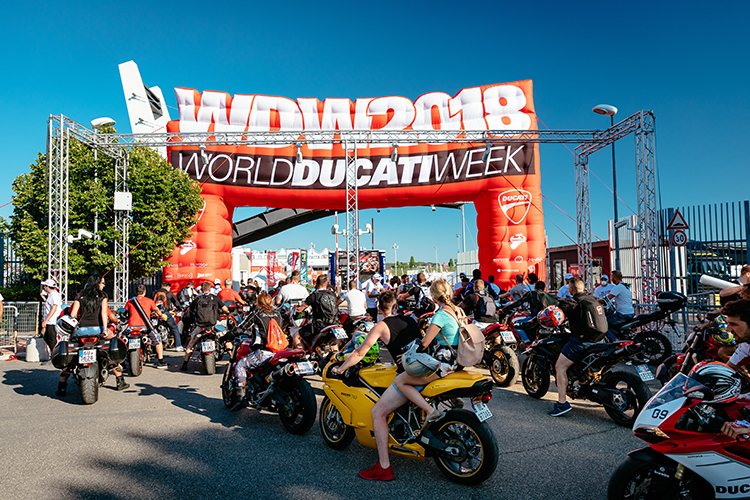 Die World Ducati Week findet auf dem Misano World Circuit statt